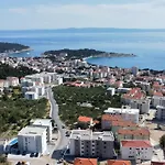 Sky * Makarska